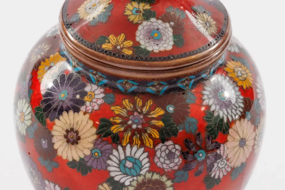 Rare Japanese Cloisonne Enamel Covered Jar with Transparent Red Ground Floral - Image 7