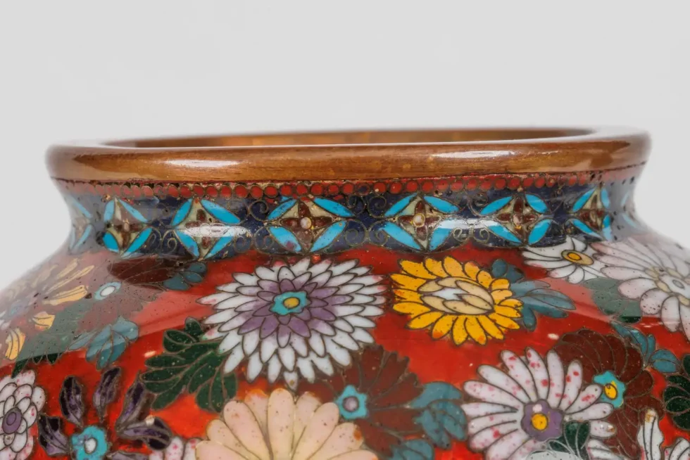Rare Japanese Cloisonne Enamel Covered Jar with Transparent Red Ground Floral - Image 13