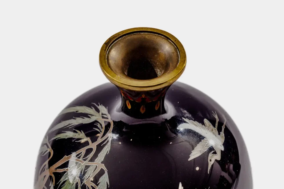 Japanese Cloisonné Enamel Vase Attributed to Hayashi Kodenji with Cranes - Image 4