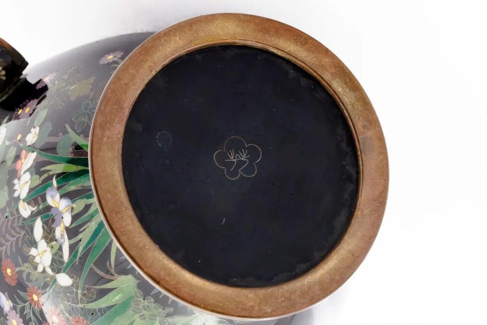 Important Meiji Period Japanese Cloisonné Enamel Covered Jar by Miwa Tomisaburo - Image 7