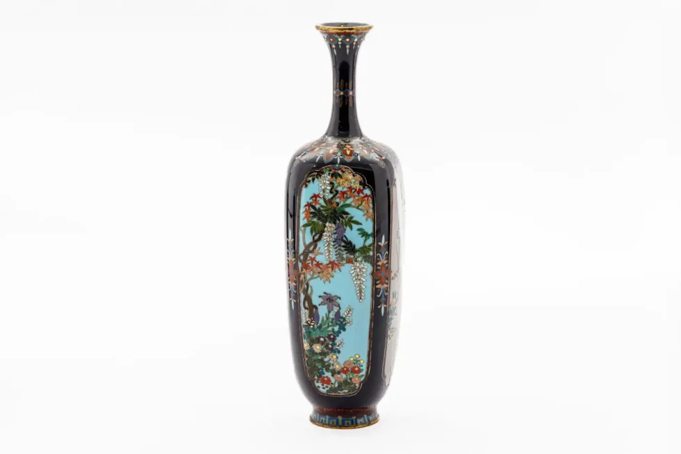 Important Set of Three Meiji Japanese Cloisonné Enamel Vases Signed by Ota - Image 8