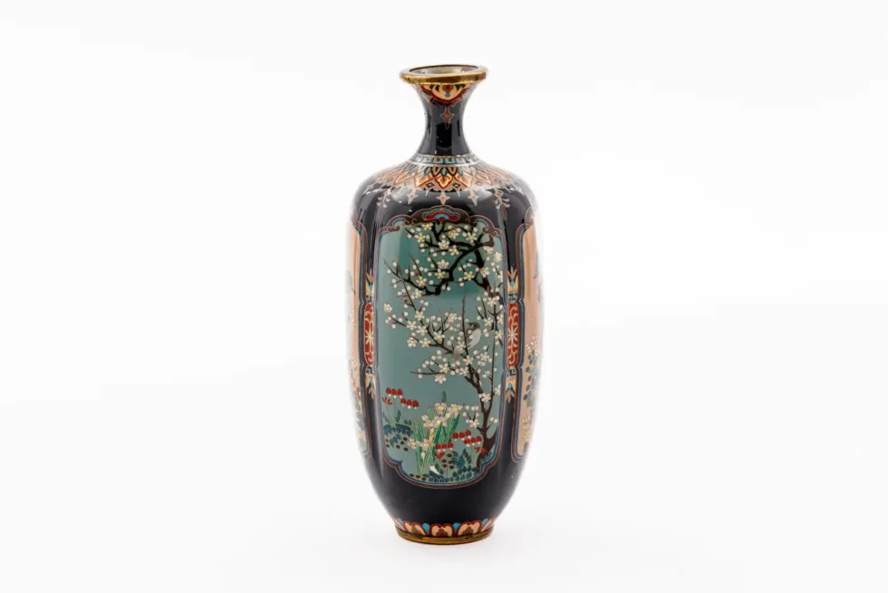 Important Set of Three Meiji Japanese Cloisonné Enamel Vases Signed by Ota - Image 11