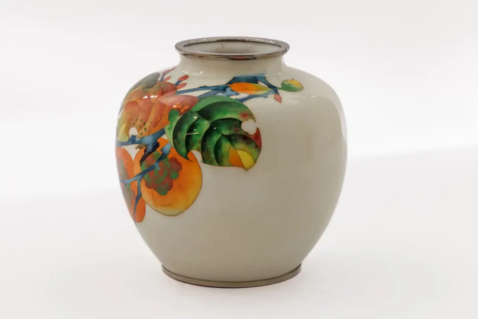 Exquisite Japanese Cloisonné Enamel Vase with Persimmons on Ivory Ground - Image 5