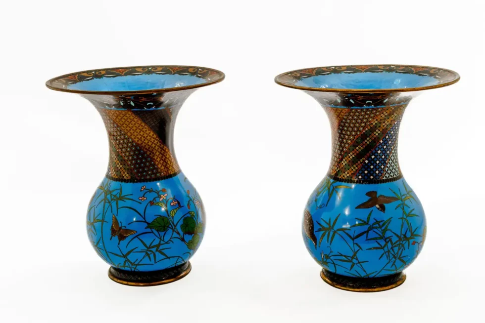 Important Pair of Japanese Cloisonné Enamel Vases Attributed to Gotō Seizaburō - Image 4