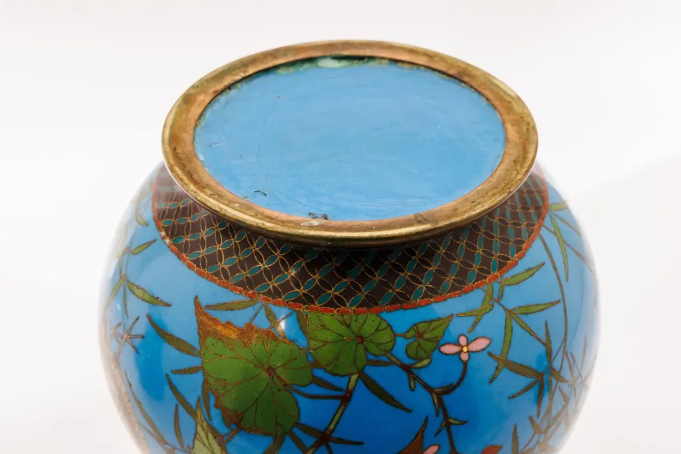 Important Pair of Japanese Cloisonné Enamel Vases Attributed to Gotō Seizaburō - Image 15