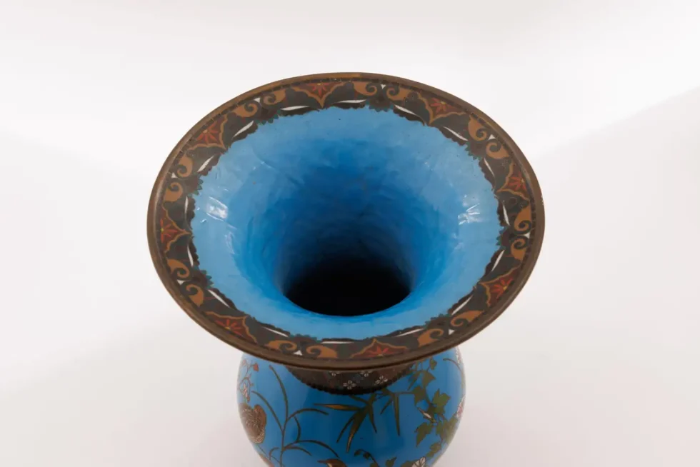 Important Pair of Japanese Cloisonné Enamel Vases Attributed to Gotō Seizaburō - Image 17