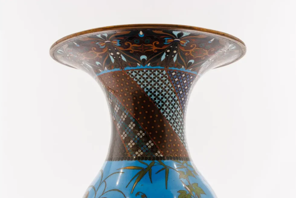 Important Pair of Japanese Cloisonné Enamel Vases Attributed to Gotō Seizaburō - Image 18