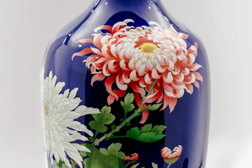 Monumental Japanese Cloisonné Enamel Vase with Chrysanthemums, Gotō Seizaburō - Image 7