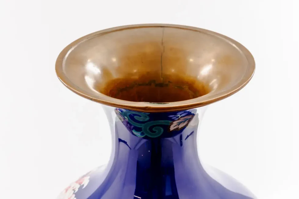 Monumental Japanese Cloisonné Enamel Vase with Chrysanthemums, Gotō Seizaburō - Image 10