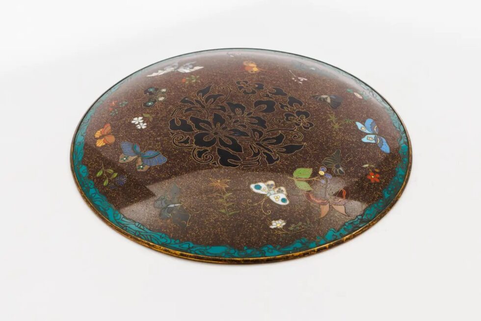 Japanese Cloisonné Enamel Charger with Cranes, Attributed to Gotō Seizaburō - Image 9