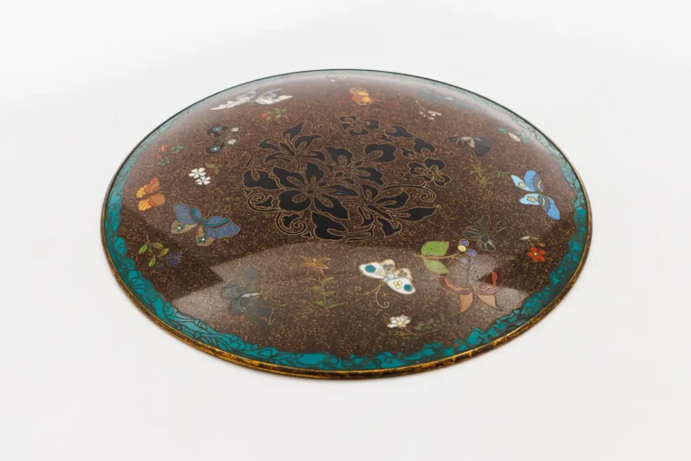 Japanese Cloisonné Enamel Charger with Cranes, Attributed to Gotō Seizaburō - Image 17