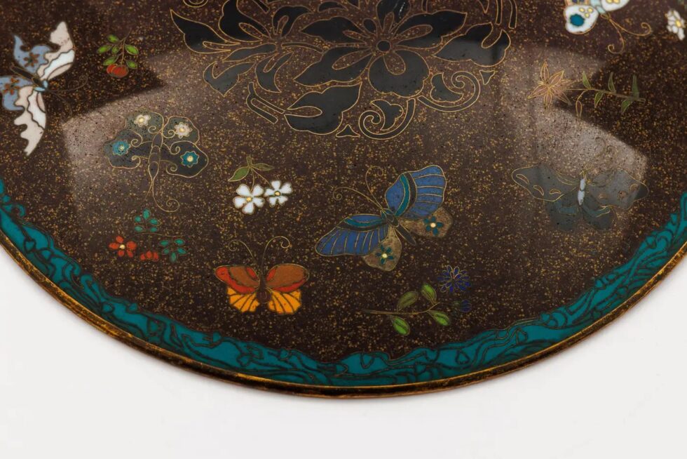 Japanese Cloisonné Enamel Charger with Cranes, Attributed to Gotō Seizaburō - Image 7