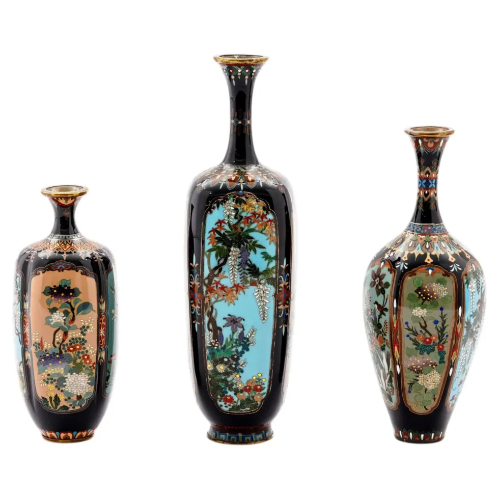 Important Set of Three Meiji Japanese Cloisonné Enamel Vases Signed by Ota