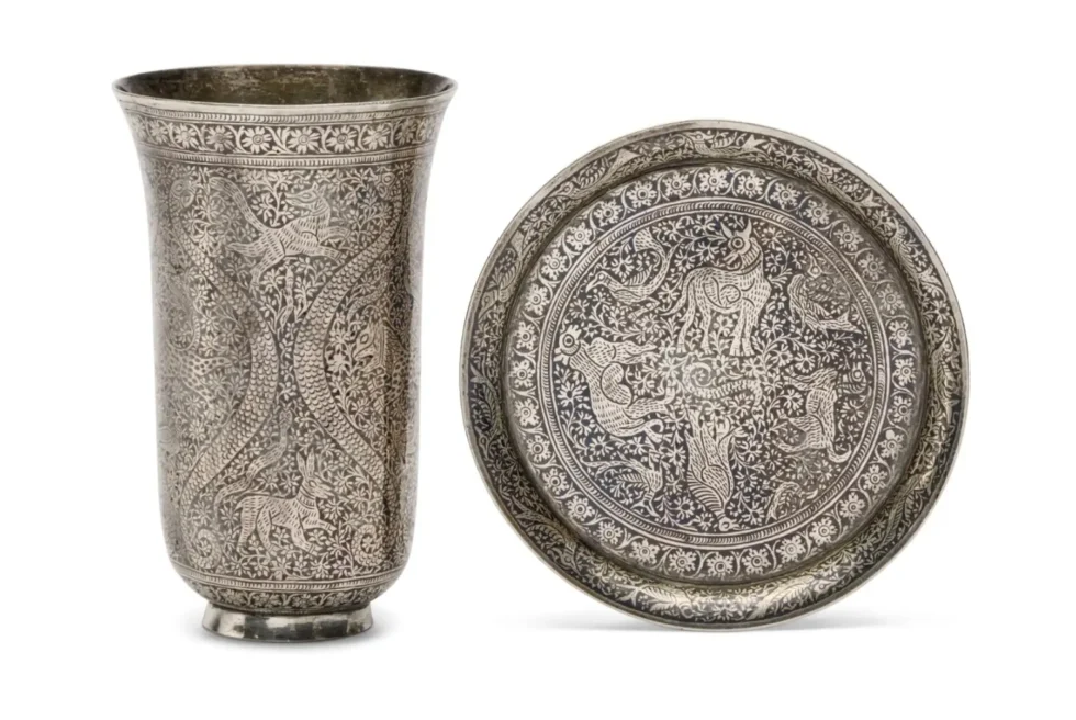 An Exceptional Indian Solid Silver Niello Beaker and Saucer, circa 1800 - Image 4