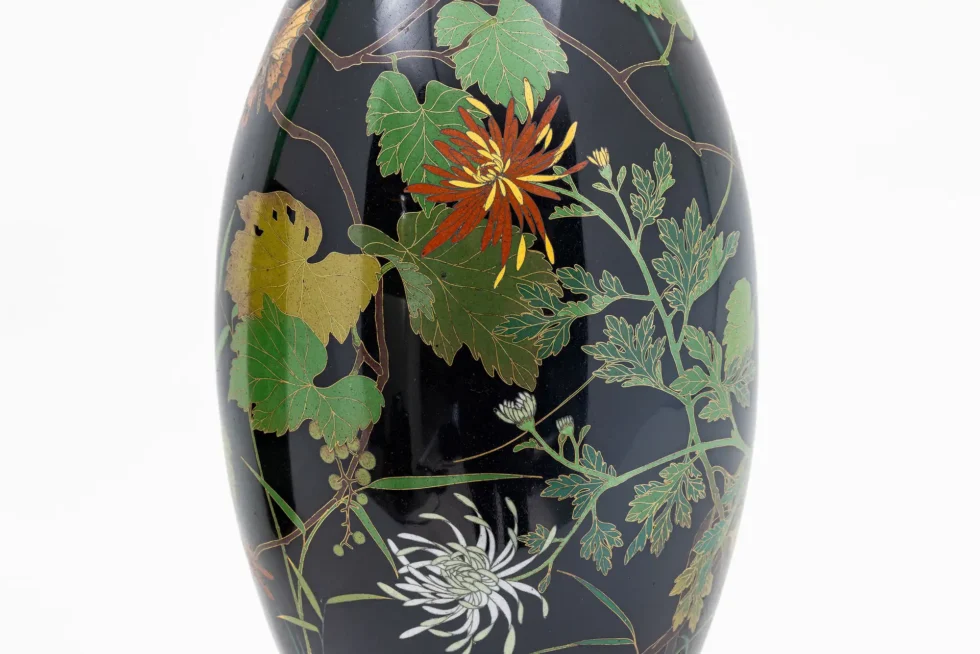 Important Japanese Cloisonne Enamel Garniture Attributed to Goto Seizaburo - Image 9