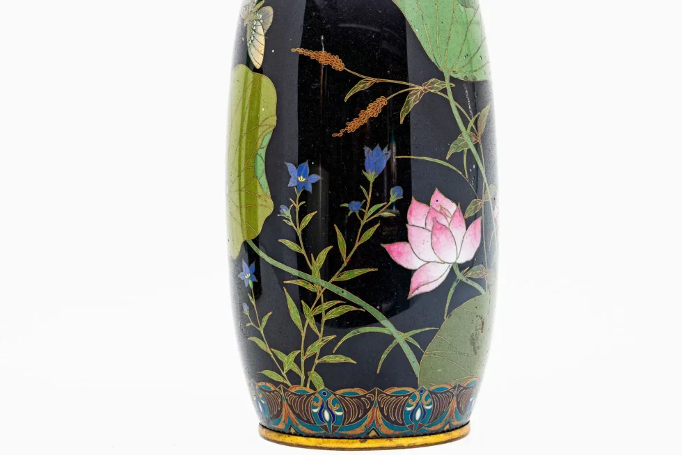 Important Japanese Cloisonne Enamel Garniture Attributed to Goto Seizaburo - Image 20