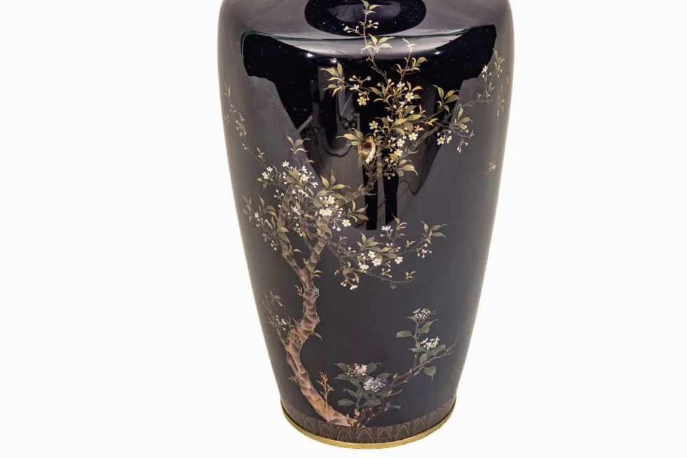 Exceptional Japanese Cloisonné Enamel Vase Attributed to Hayashi Kodenji - Image 6