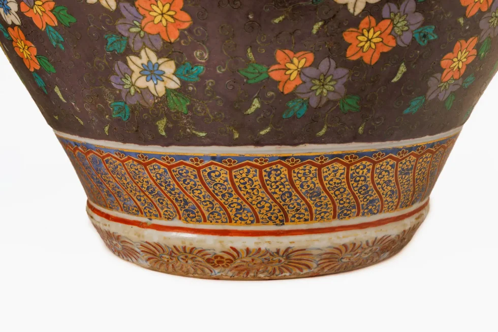 Monumental Pair of Japanese Cloisonné Porcelain Jars, Takeuchi Chubei, Meiji - Image 7