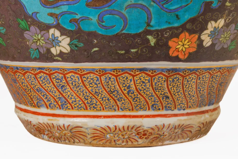 Monumental Pair of Japanese Cloisonné Porcelain Jars, Takeuchi Chubei, Meiji - Image 14