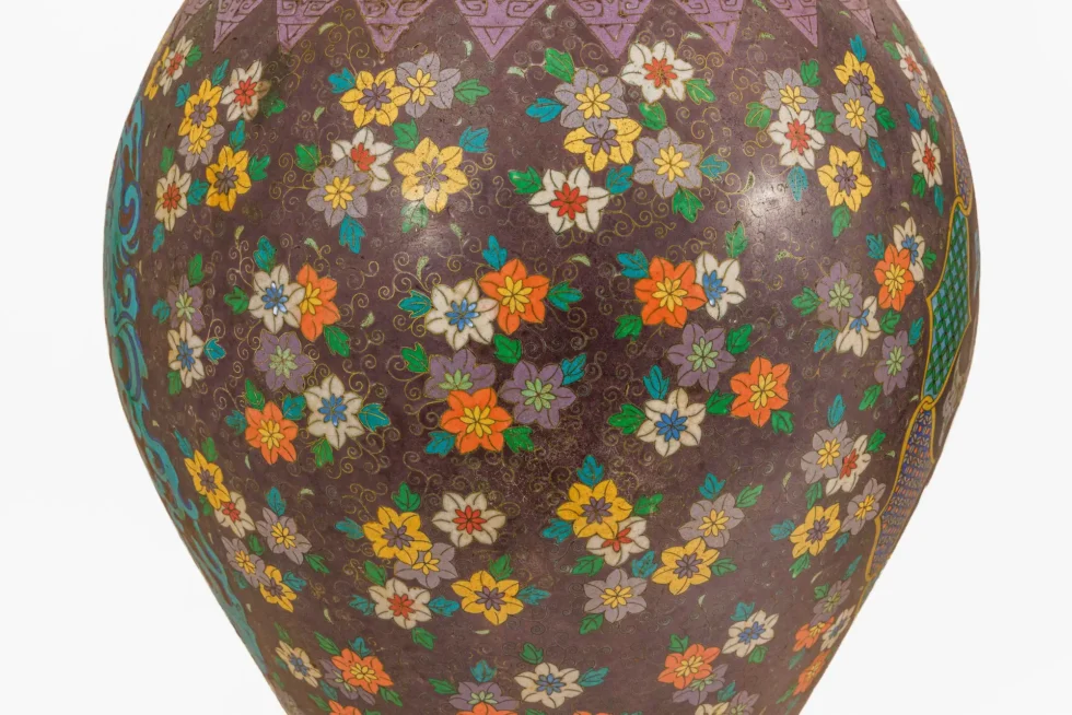 Monumental Pair of Japanese Cloisonné Porcelain Jars, Takeuchi Chubei, Meiji - Image 16
