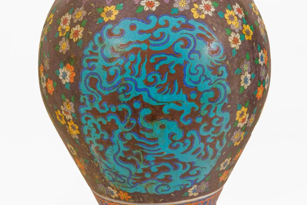 Monumental Pair of Japanese Cloisonné Porcelain Jars, Takeuchi Chubei, Meiji - Image 18
