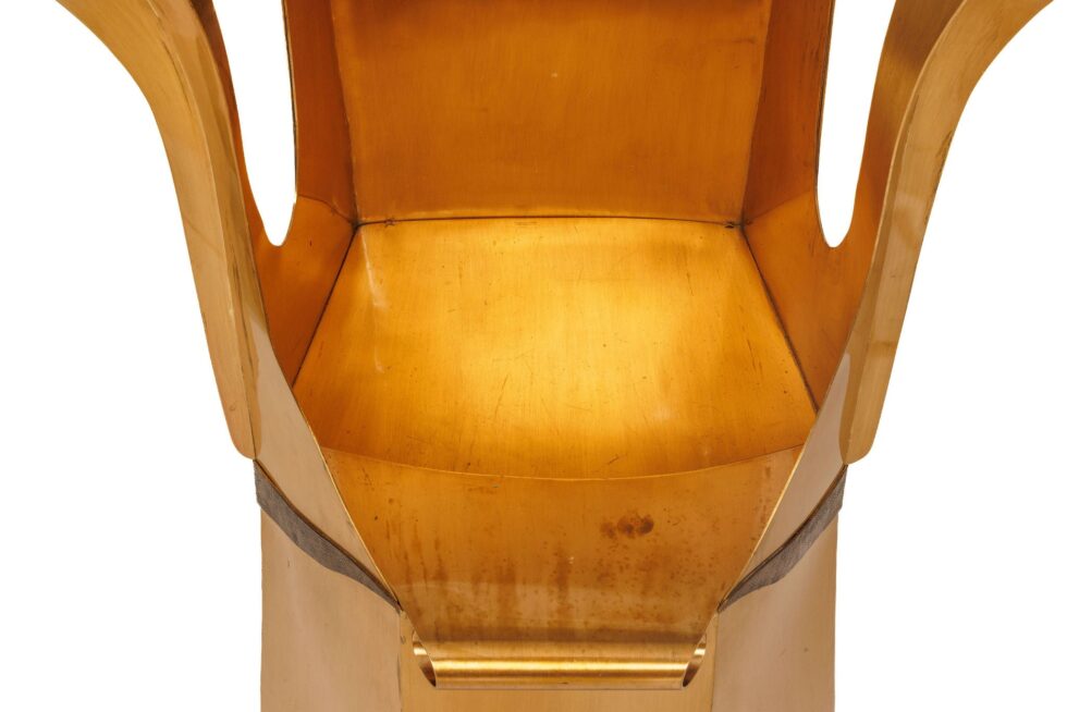 Kurt J. Matzdorf Monumental Judaica Modernist Brass Torah Stand, New York c 1970 - Image 11