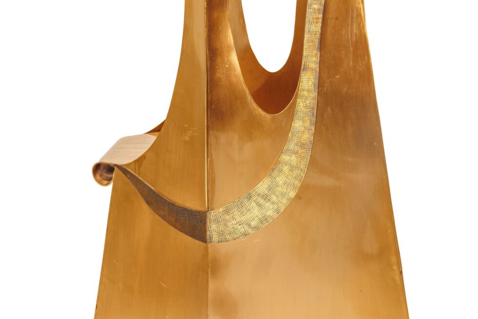 Kurt J. Matzdorf Monumental Judaica Modernist Brass Torah Stand, New York c 1970 - Image 13
