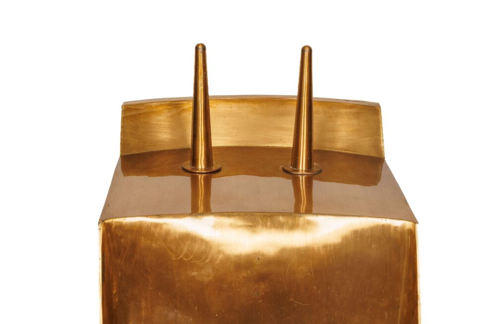 Kurt J. Matzdorf Monumental Judaica Modernist Brass Torah Stand, New York c 1970 - Image 5