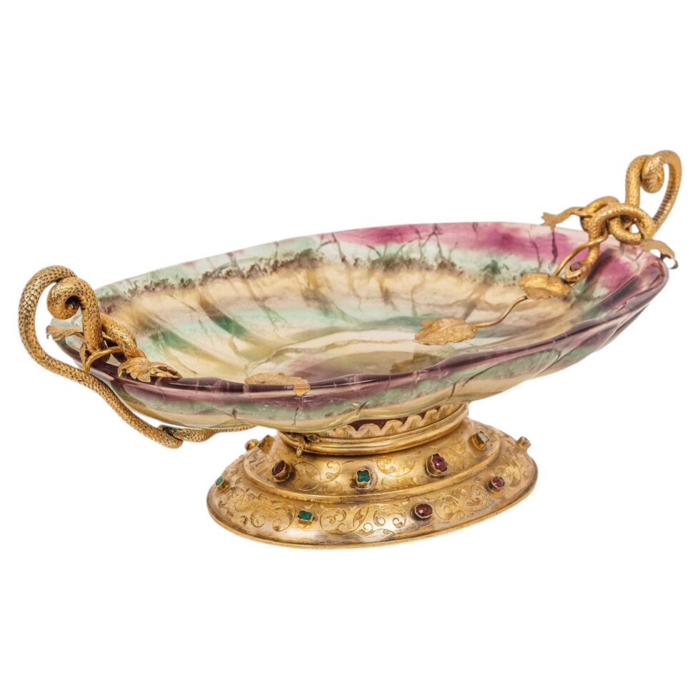 Exceptional French Renaissance Revival Jeweled Silver-Gilt Mounted Fluorite Dish