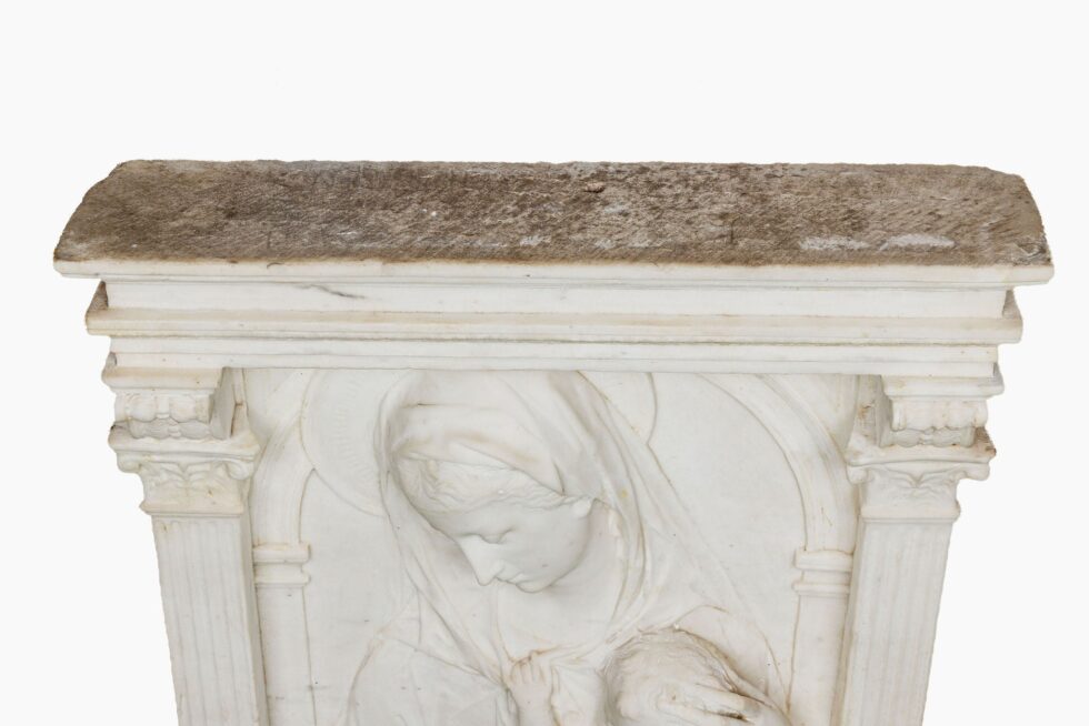 Important 19th Century Carved Marble Madonna and Child, Mater Amabilis - Image 11