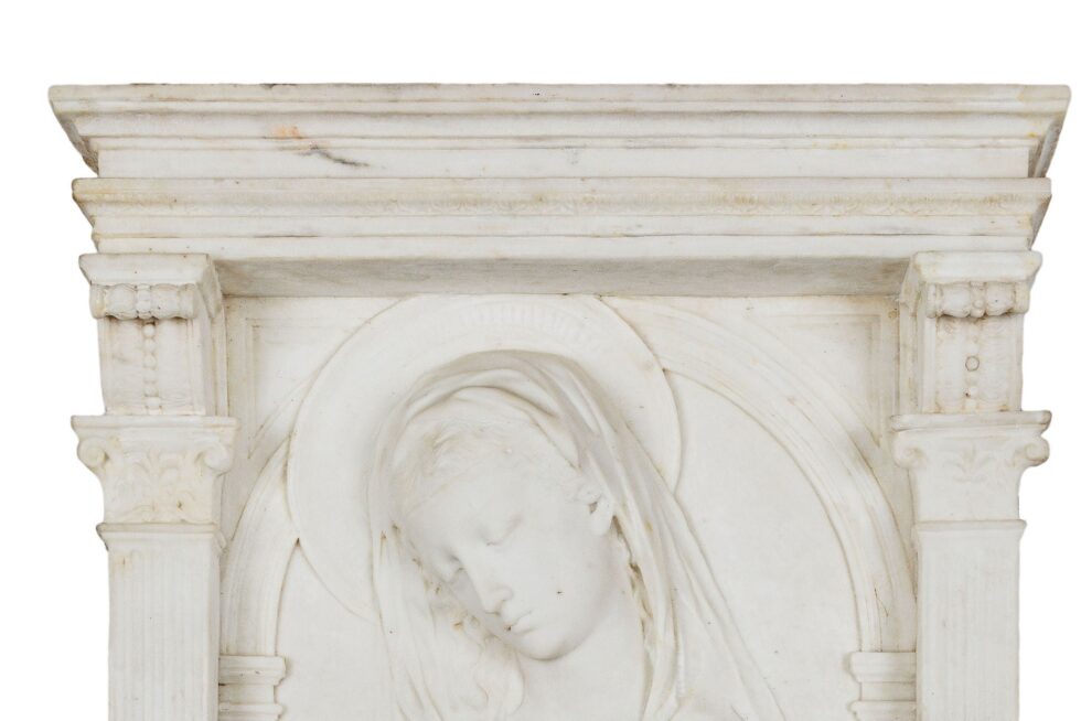 Important 19th Century Carved Marble Madonna and Child, Mater Amabilis - Image 2