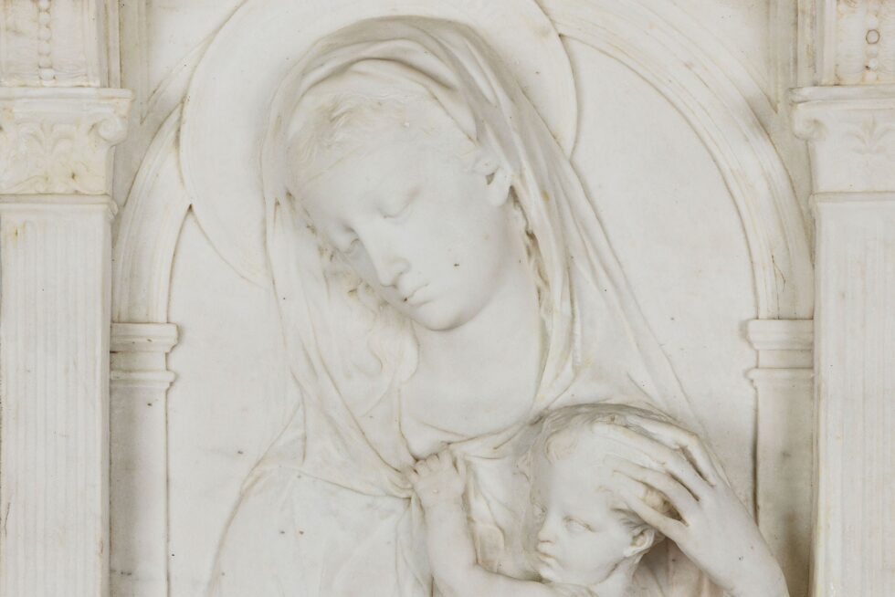 Important 19th Century Carved Marble Madonna and Child, Mater Amabilis - Image 3