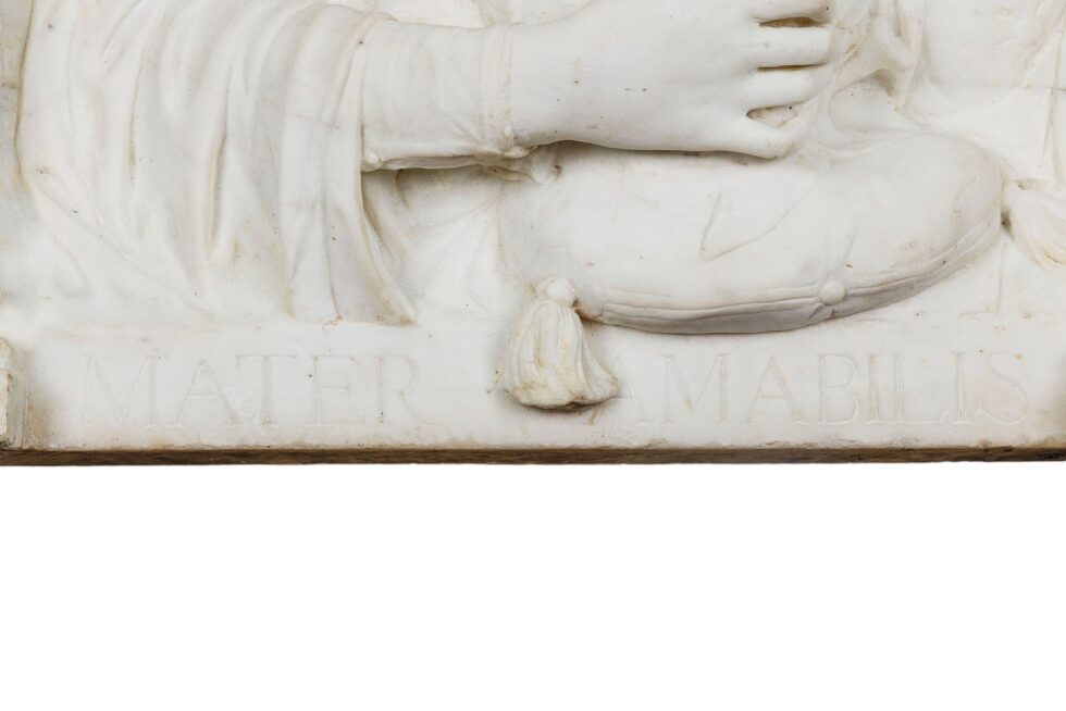 Important 19th Century Carved Marble Madonna and Child, Mater Amabilis - Image 6